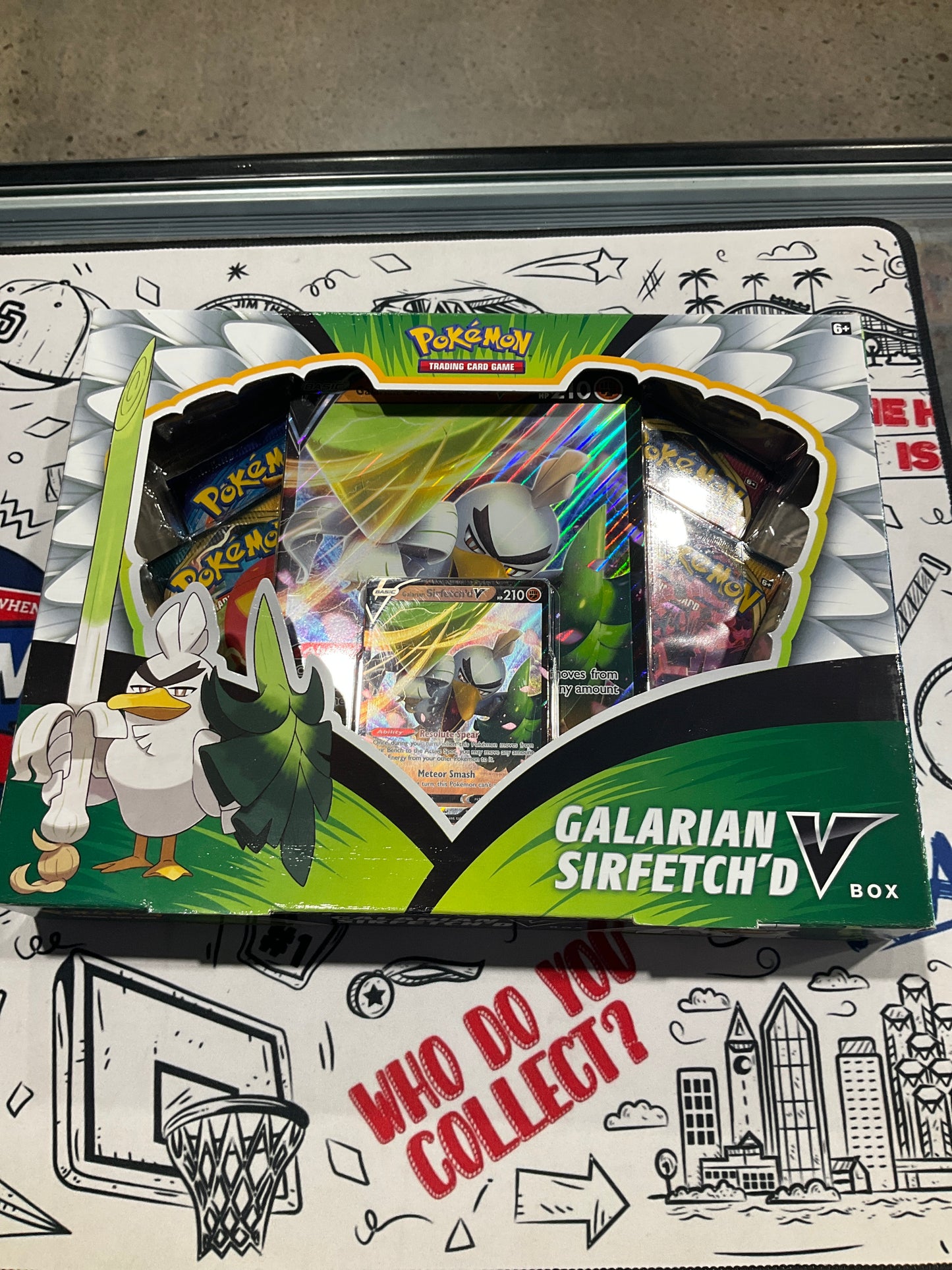Pokemon Galarian Sirfetch Box