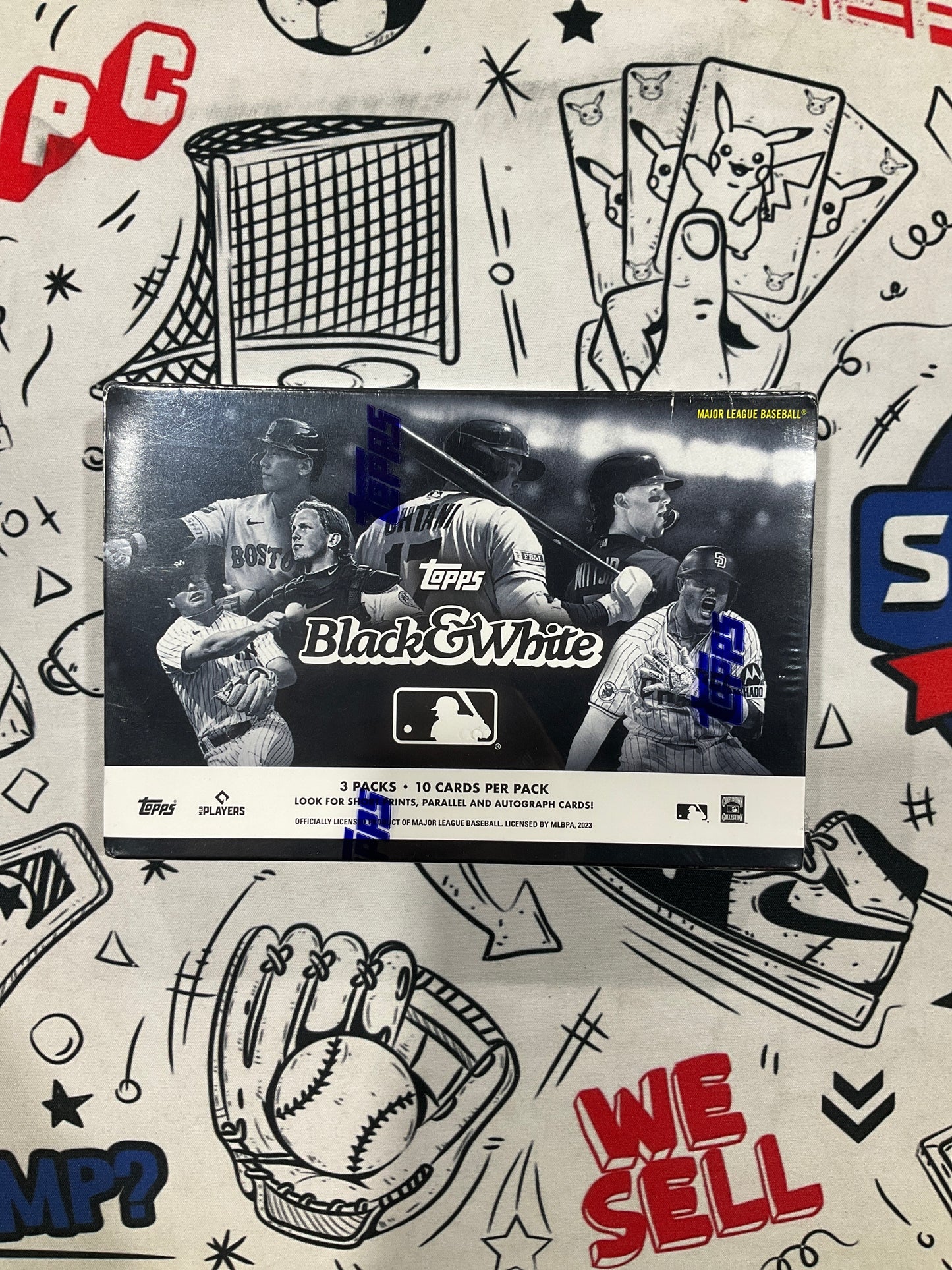 2023 Topps Black & White Hobby Box