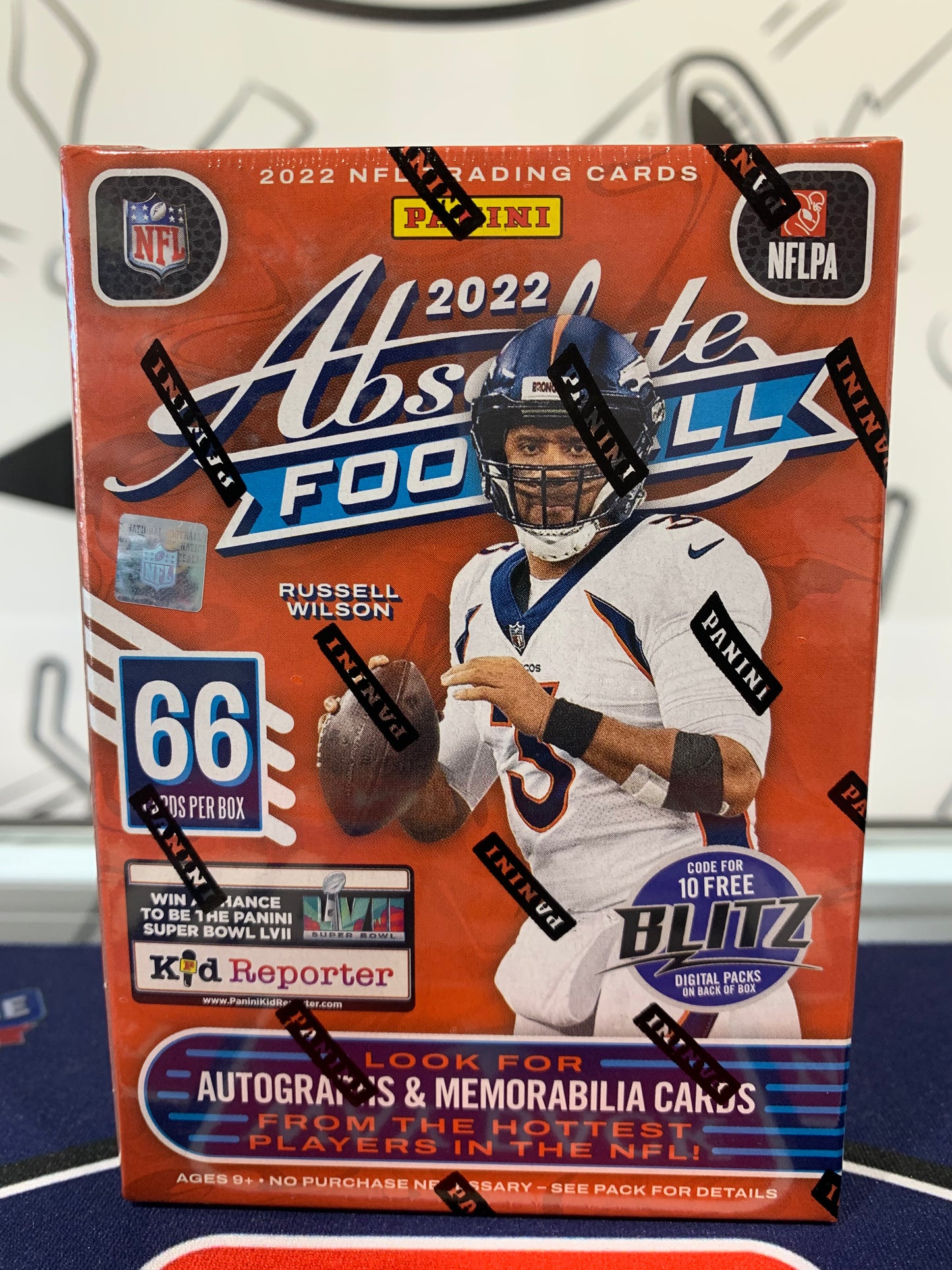 2022 Absolute NFL Blaster Box