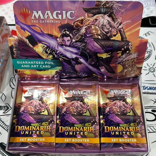 MTG Dominaria United Set Booster Pack