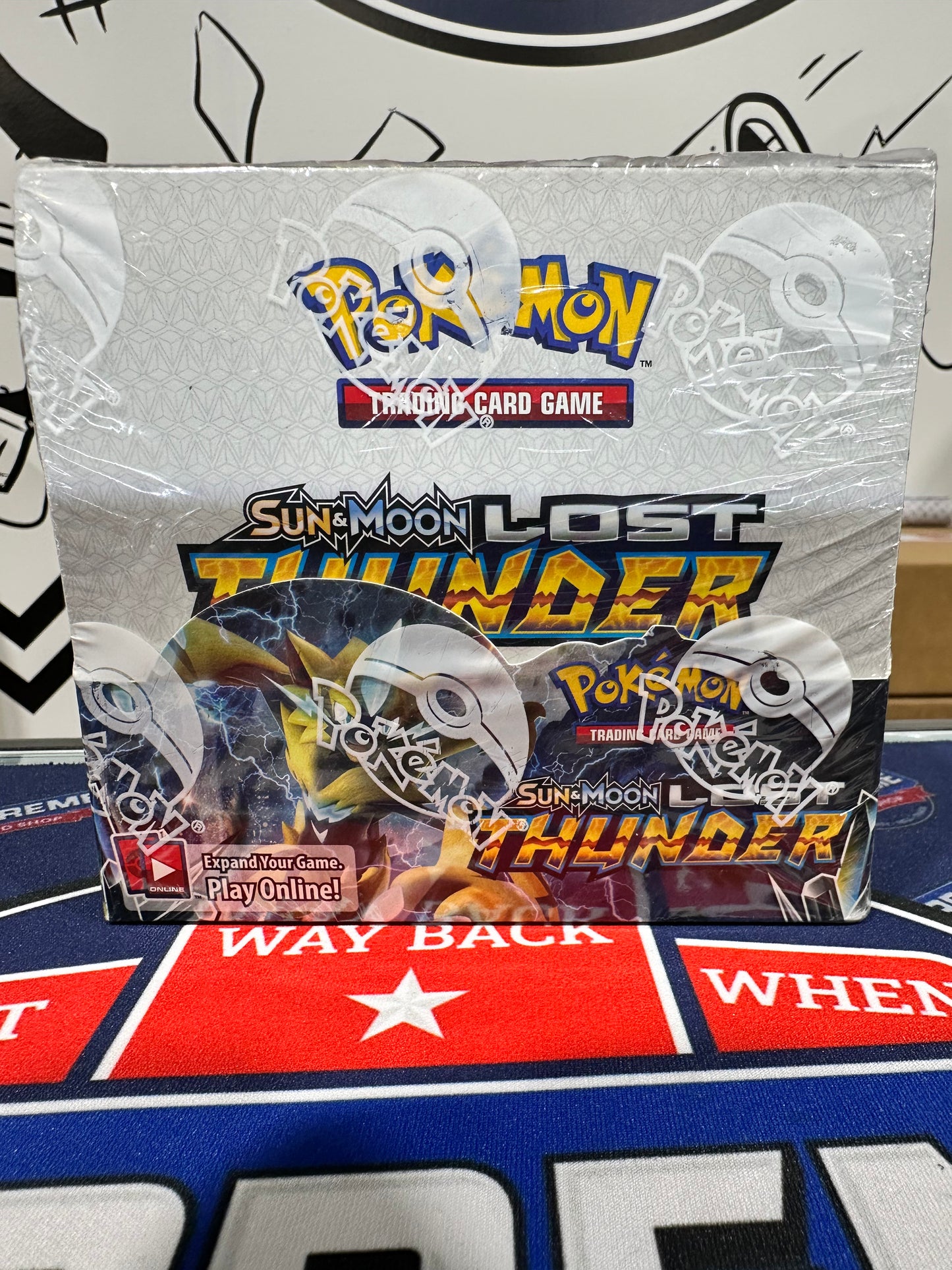 Pokemon Lost Thunder Booster Box